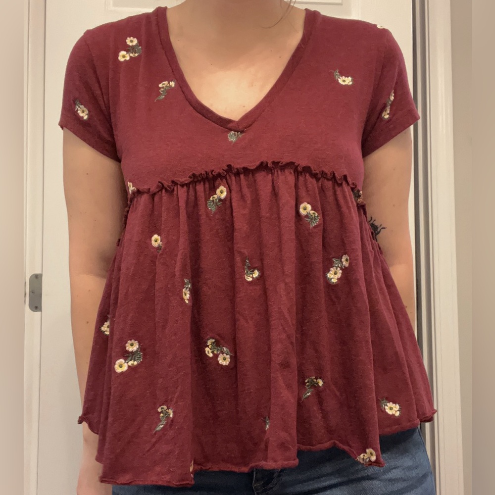 Altar'd State Burgandy Babydoll Tee